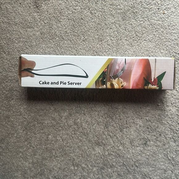 Orblue Professional Cake and Pie Stainless Steel Server! - Picture 7 of 10